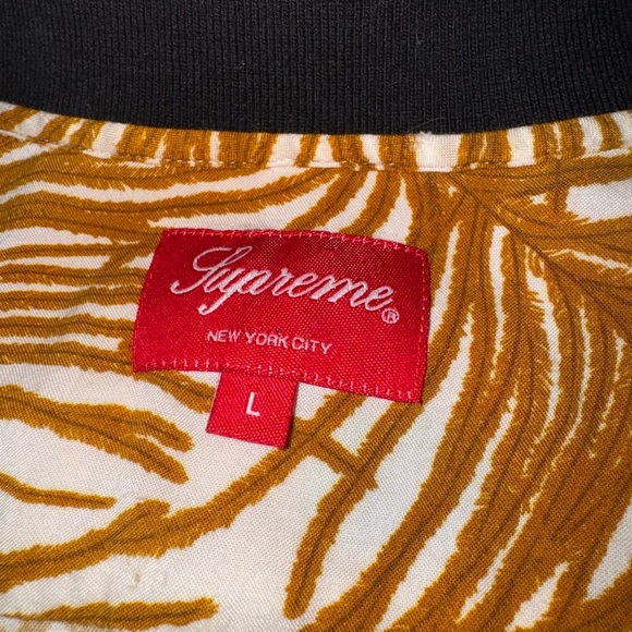 Supreme Peacock Shirt - Large in Gold - Picture 3 of 5